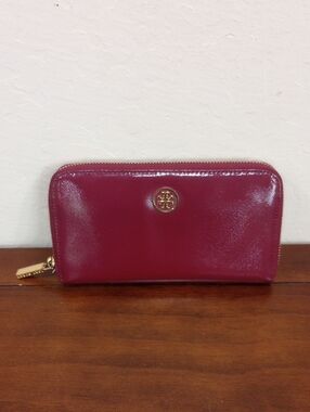 Tory Burch Maroon Leather Continental Zip Wallet